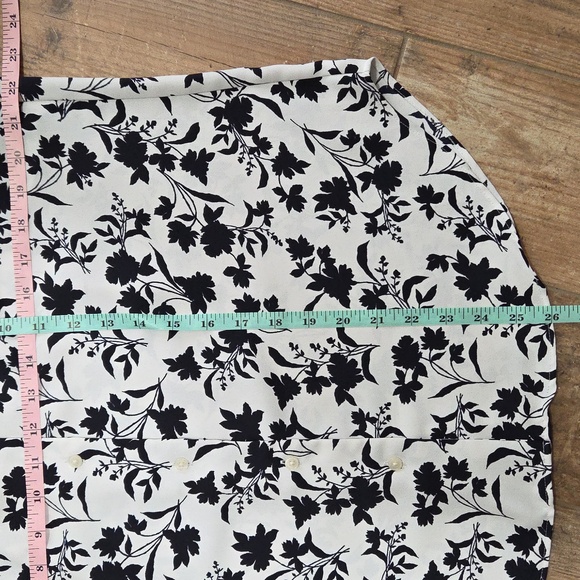 NWT ANN TAYLOR RUFFLE BUTTON TOP - Picture 8 of 10